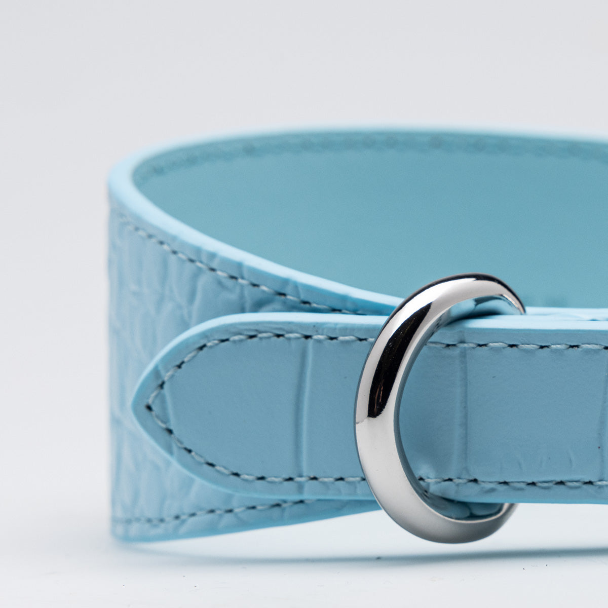 Babyblauwe Croco Hondenhalsband Breed