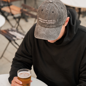 Zwarte spijkerstof pet - Barks & Beer Make All Problems Disappear 