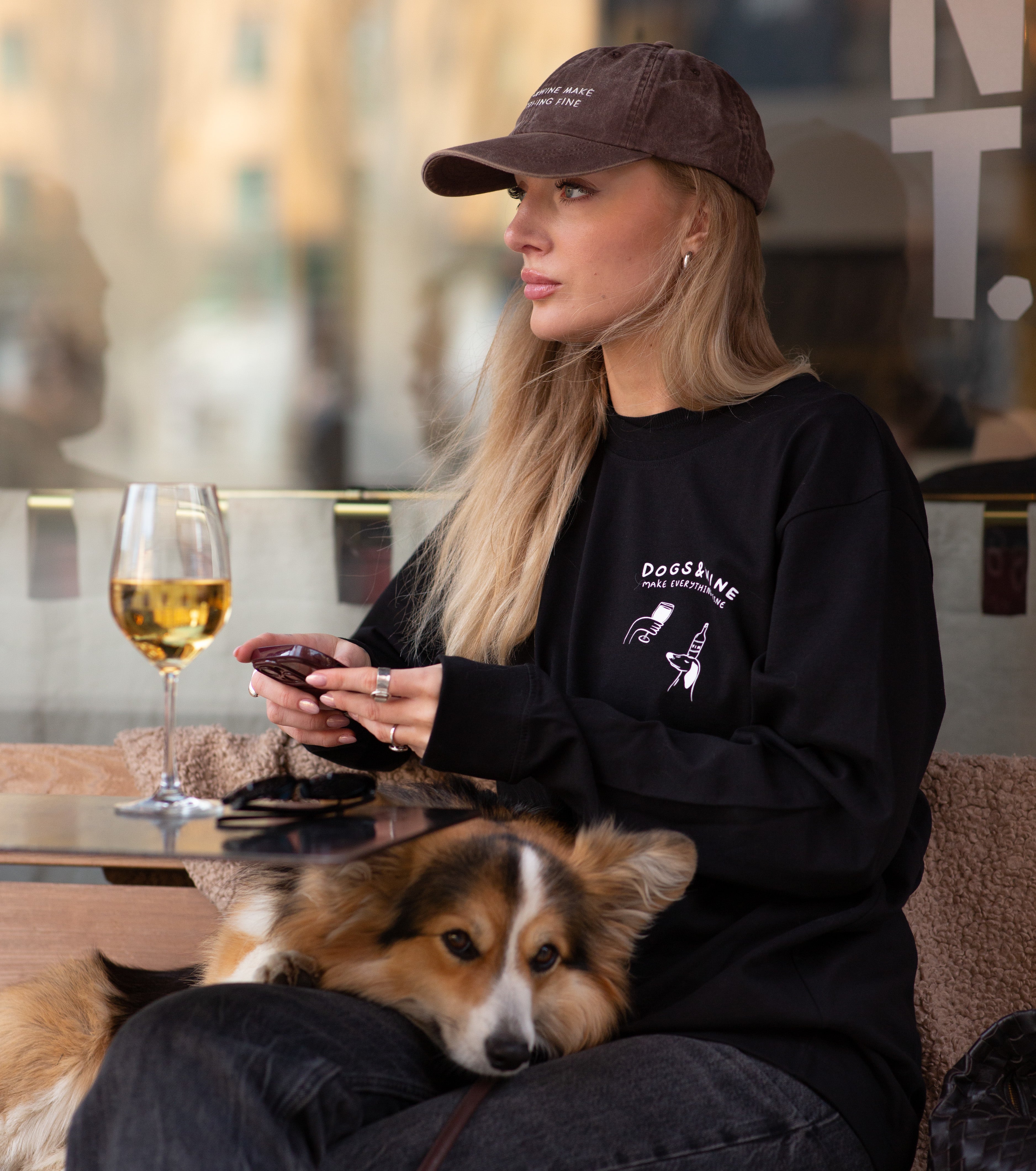 Zwart T-shirt met Lange Mouwen - Dogs & Wine Make Everything Fine