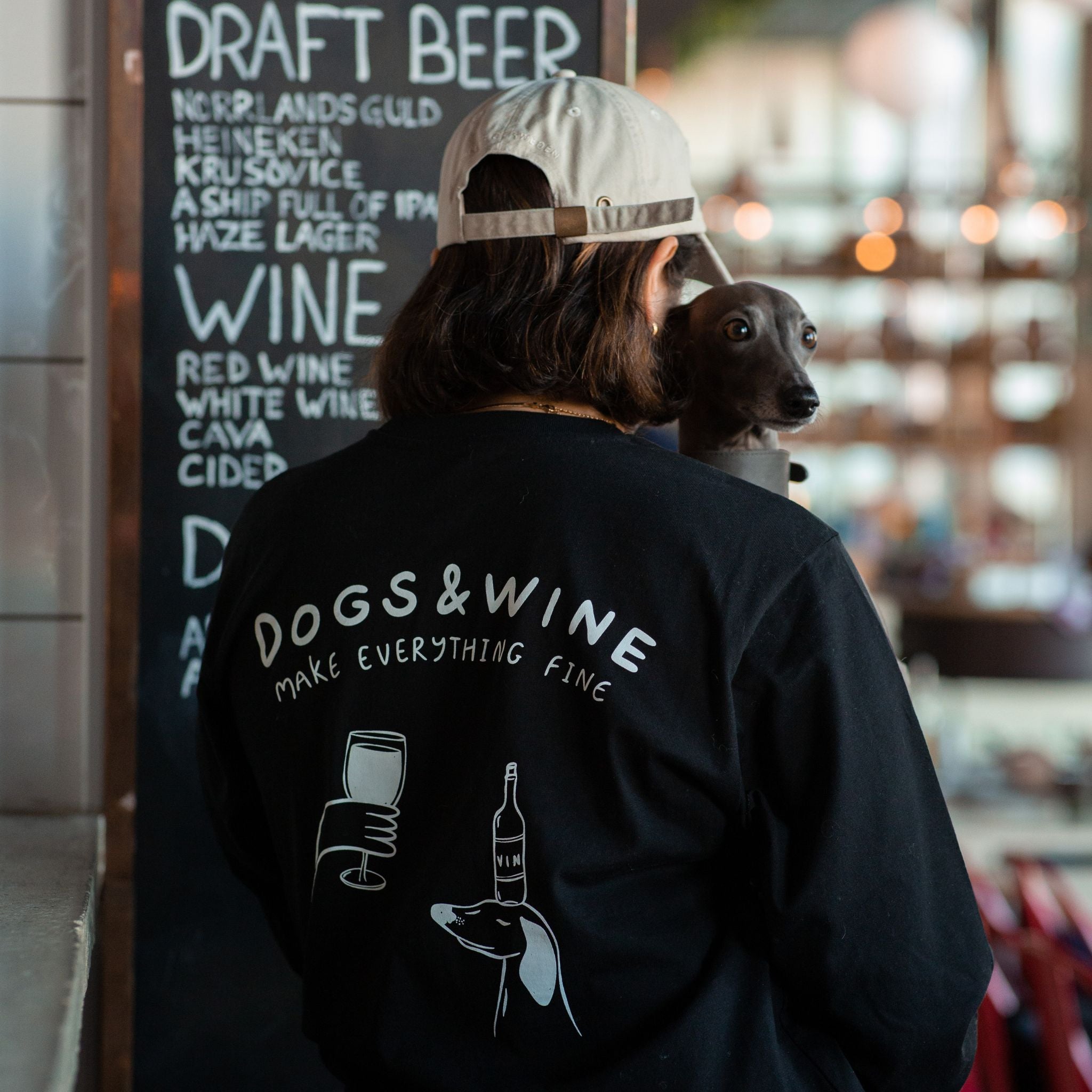 Zwart T-shirt met Lange Mouwen - Dogs & Wine Make Everything Fine